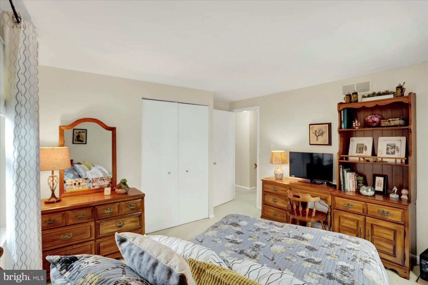 9228 Bowline Road photo 30