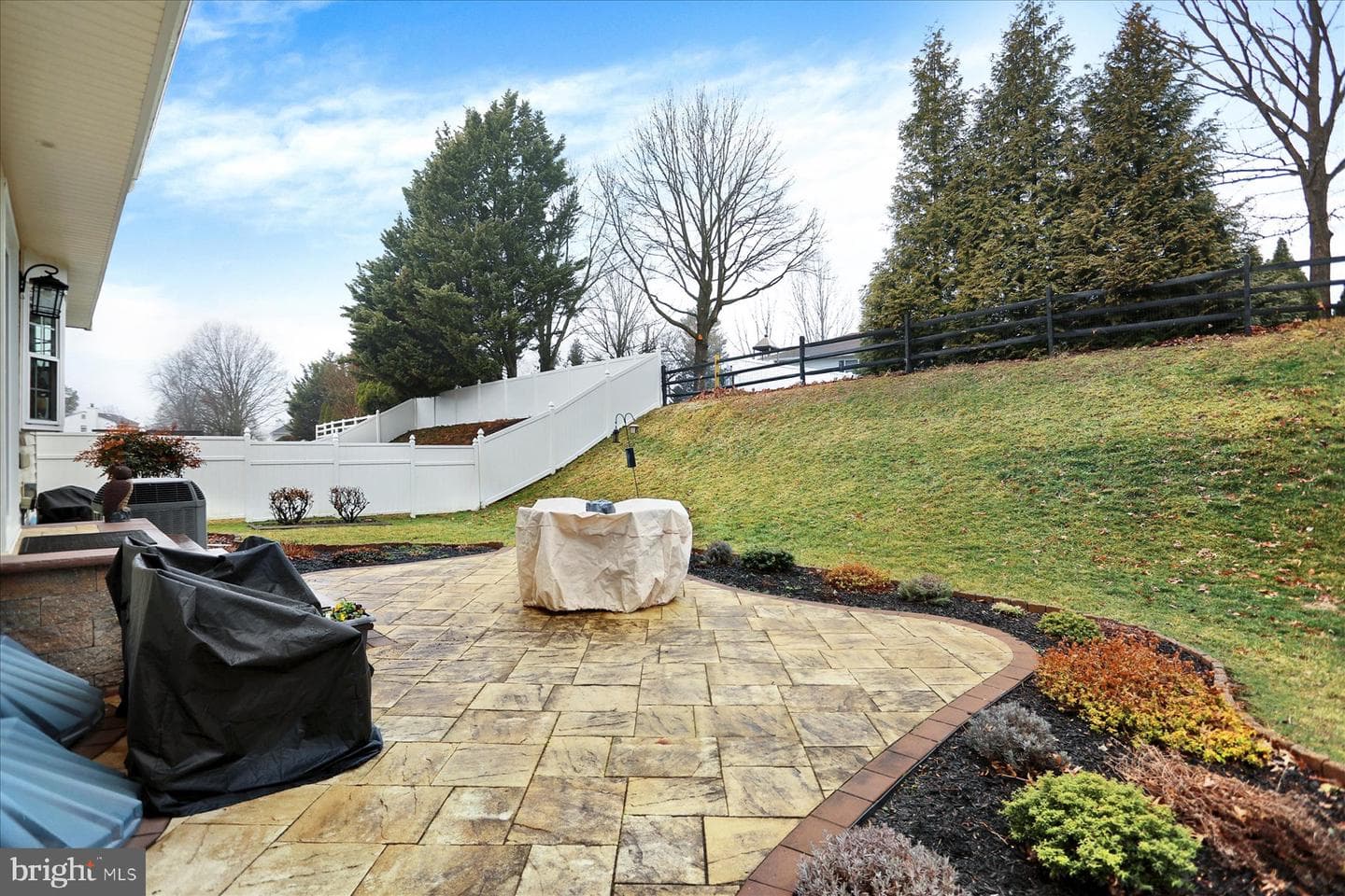 9228 Bowline Road photo 39