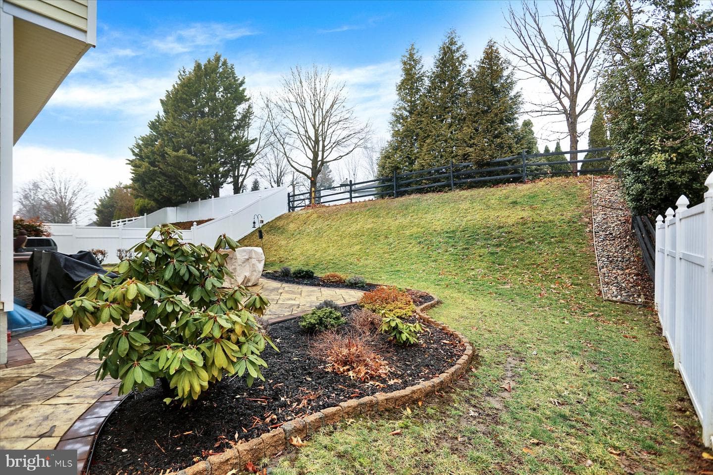 9228 Bowline Road photo 40