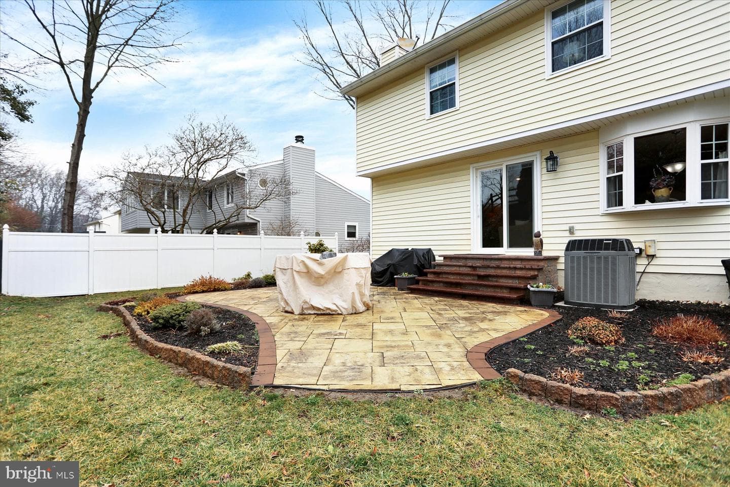 9228 Bowline Road photo 44