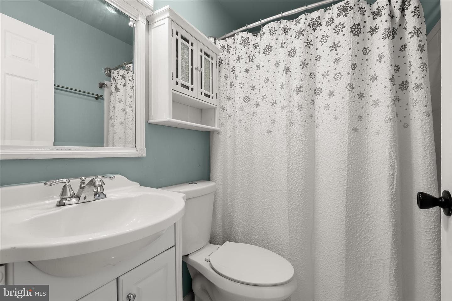 8 Middleview Court photo 24