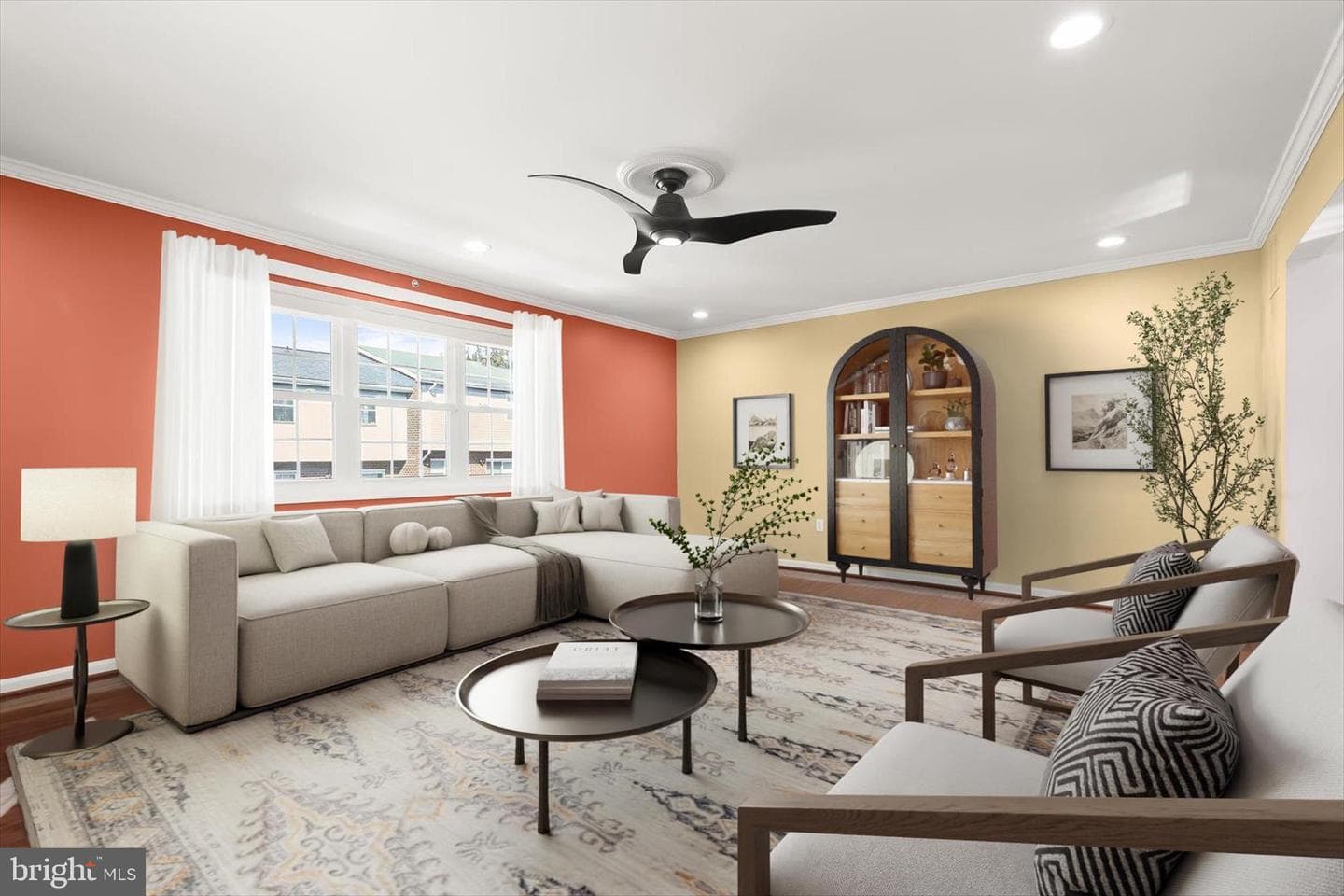 8 Middleview Court photo 3