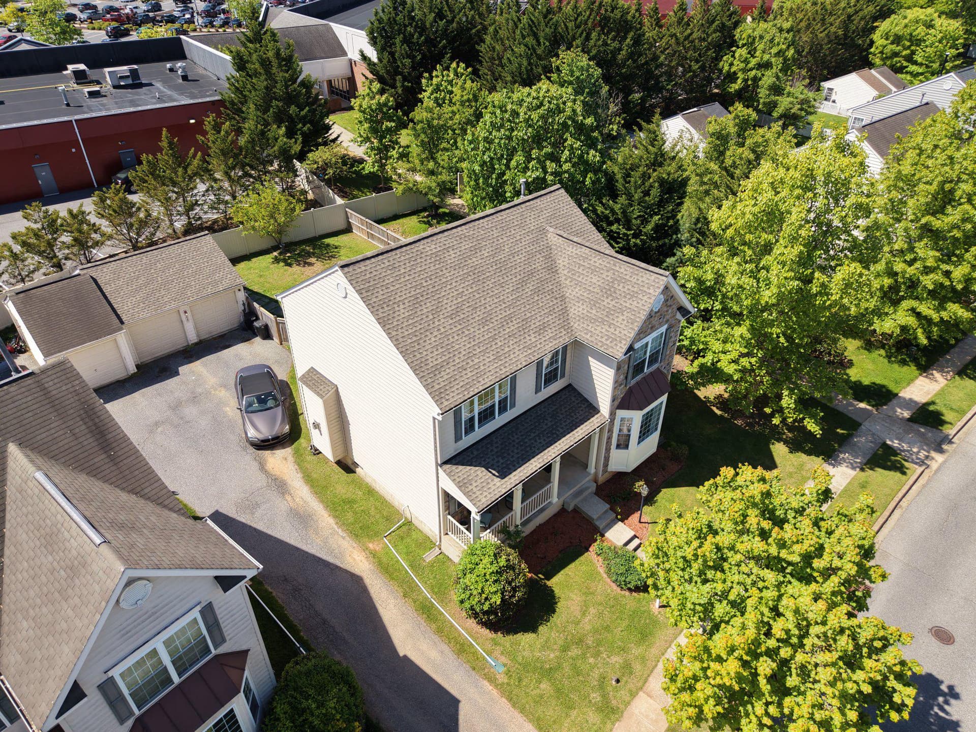 215 Seamaster Rd photo 3