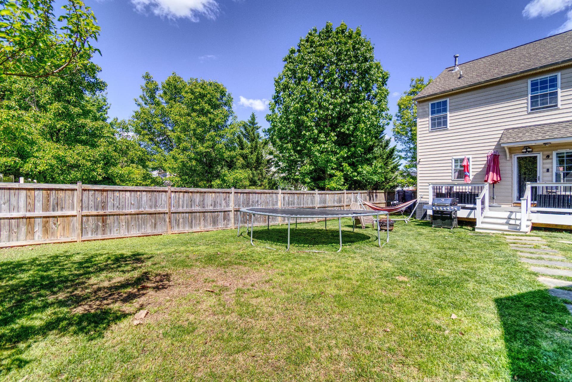 215 Seamaster Rd photo 39