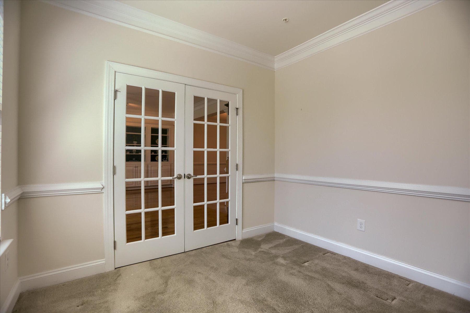 6910 Summit Cir photo 14