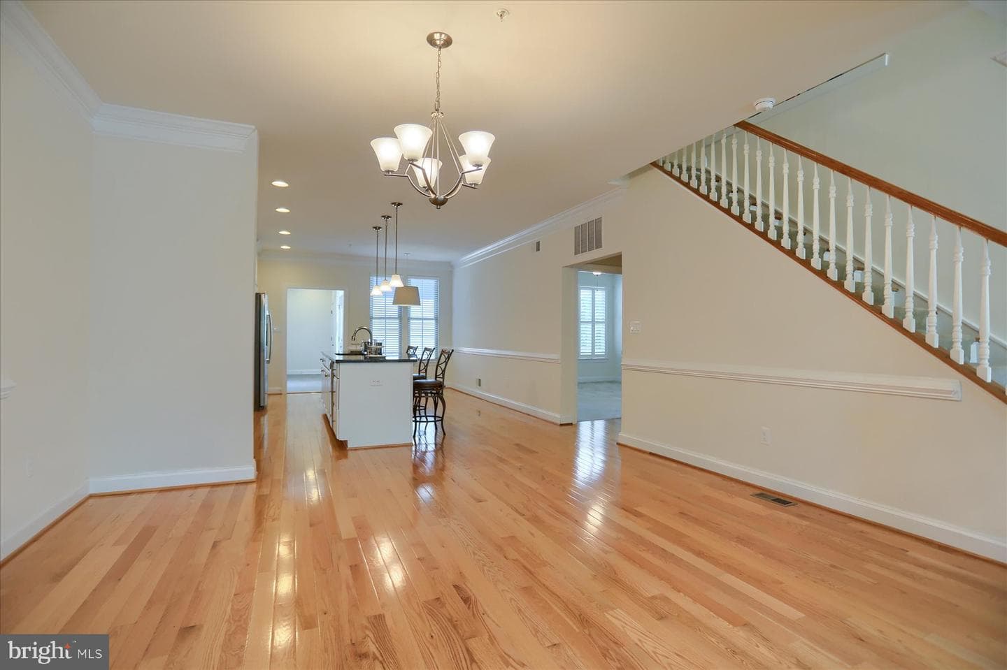 6910 Summit Cir photo 15