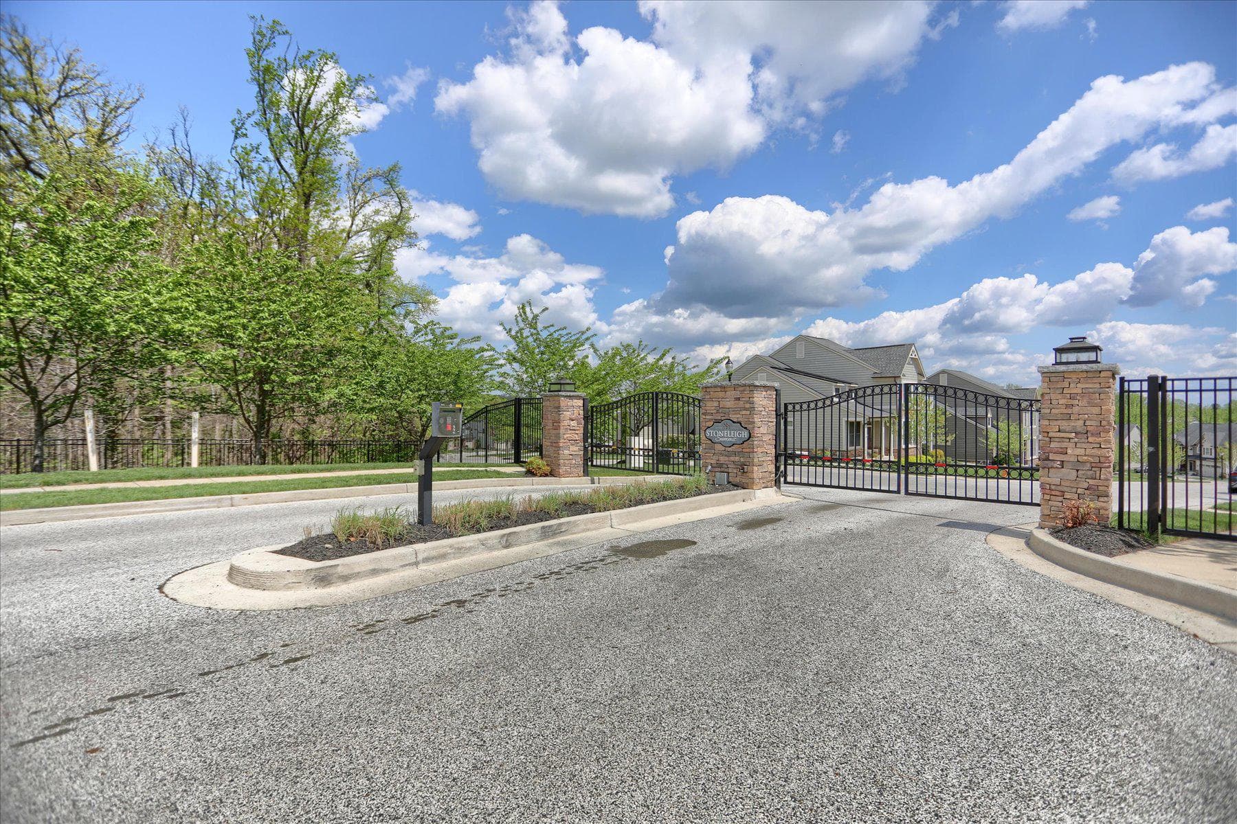 6910 Summit Cir photo 55