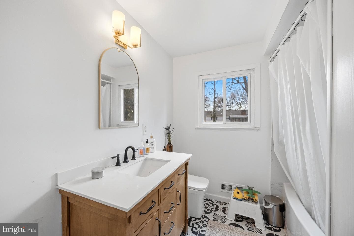 1204 Canberwell Road photo 19