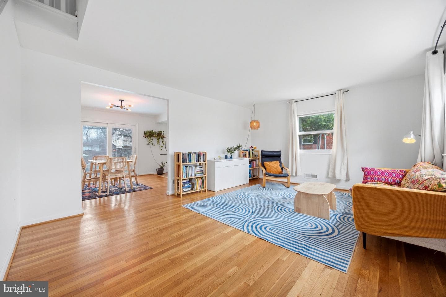 1204 Canberwell Road photo 2