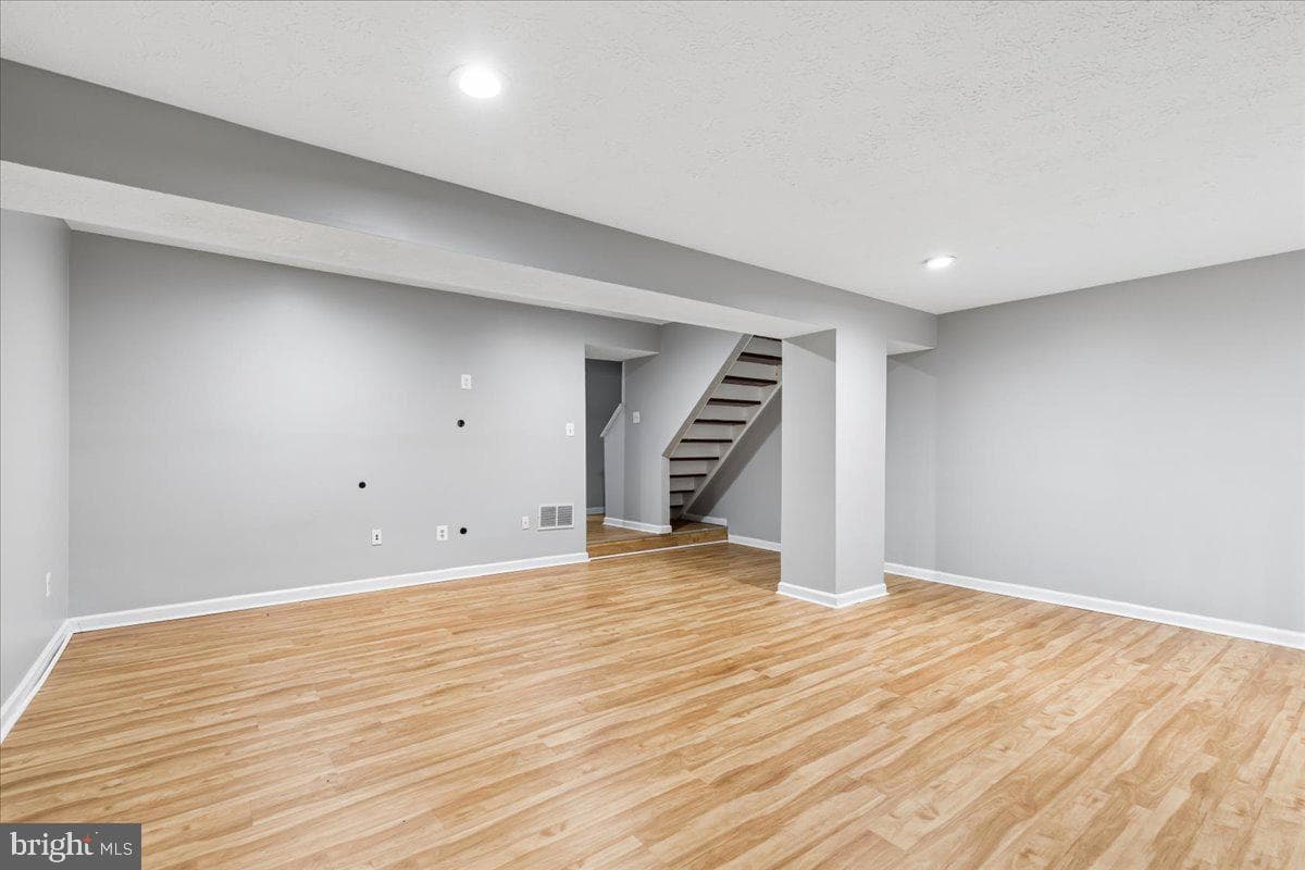 8119 Greenspring Valley Rd photo 24