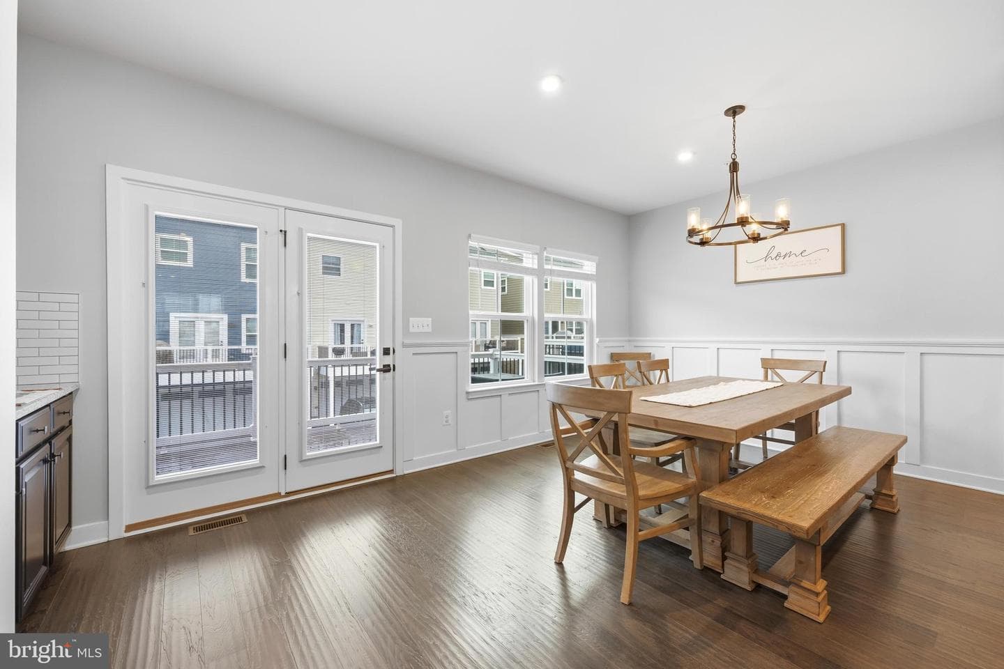 6312 Osterley Street photo 17