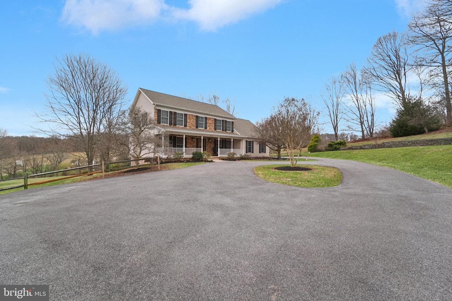 1949 Freeland Road photo 4