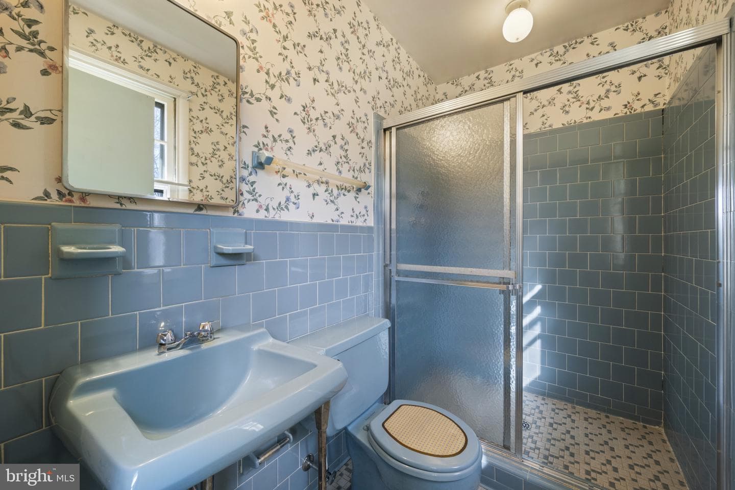 8723 Valleyfield Road photo 15