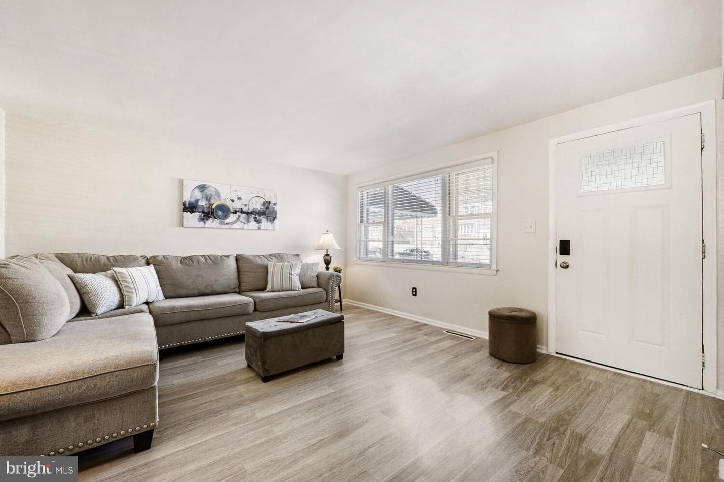 1009 Circle Drive photo 3