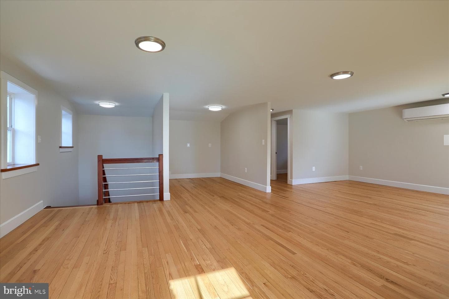 2507 Island View Road photo 32
