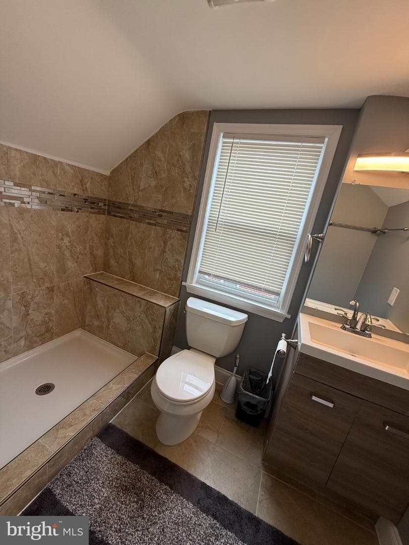 3499 Hillsmere Road photo 42
