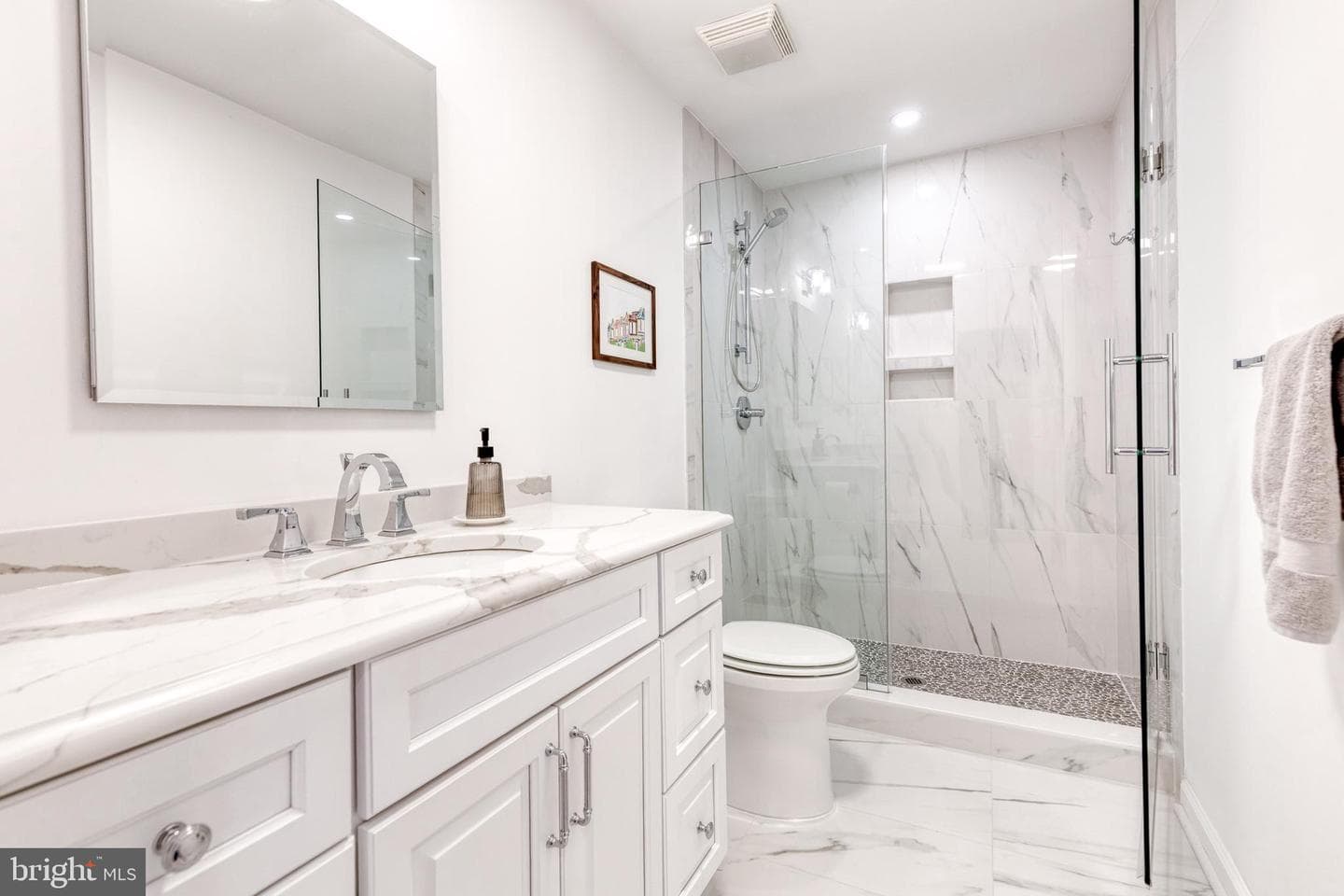 50 Beecham Court photo 33