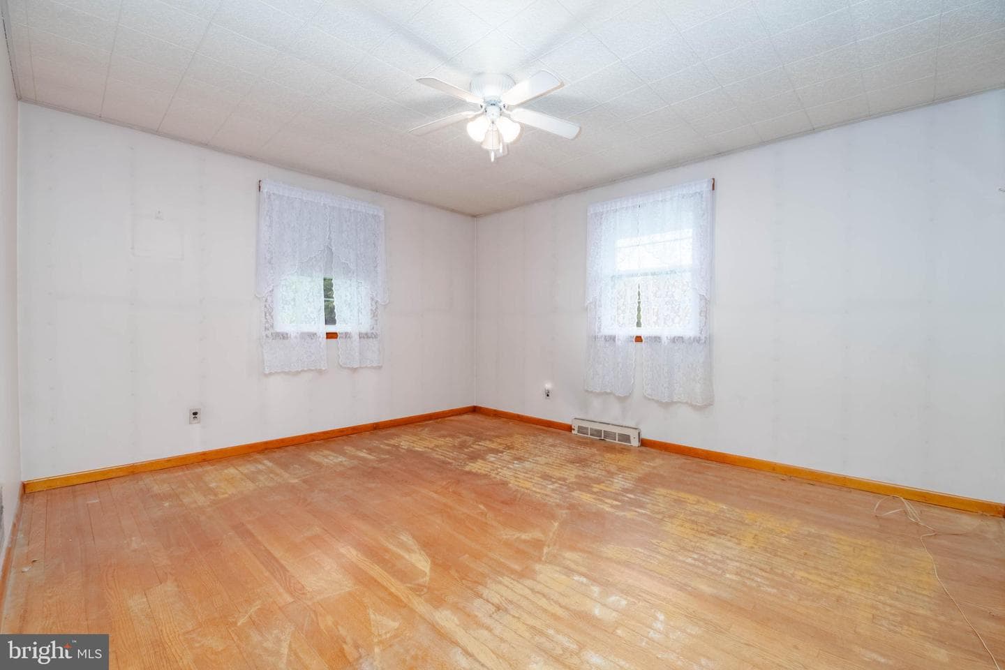 12709 Eastern Avenue photo 20