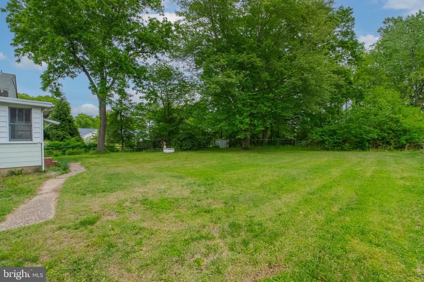12709 Eastern Avenue photo 47