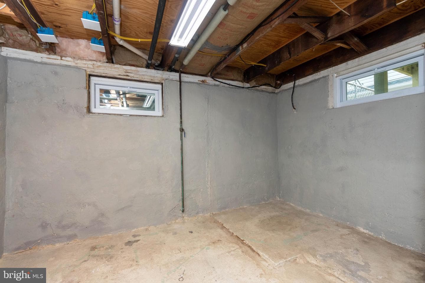 6414 Kenwood photo 34