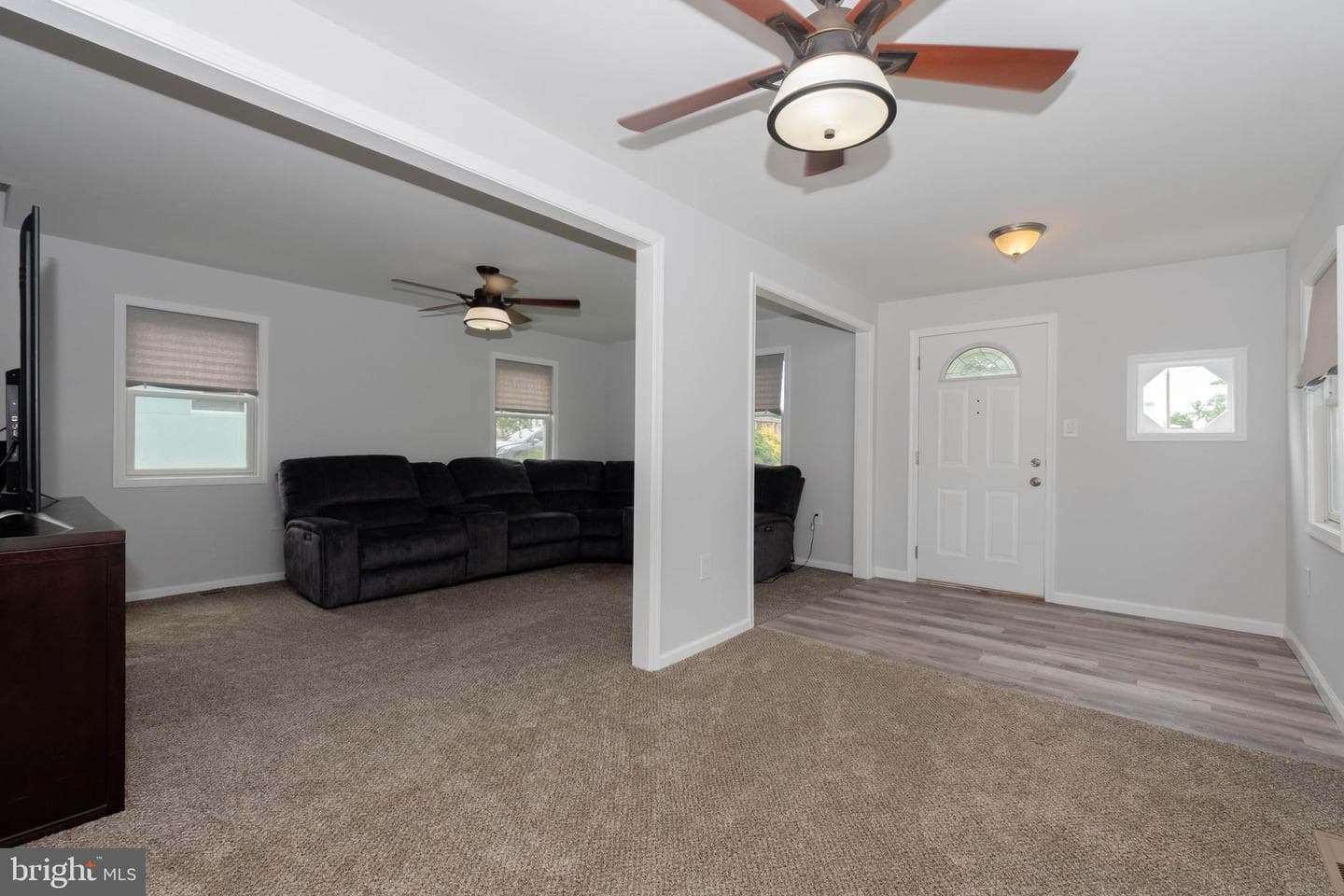 6414 Kenwood photo 9