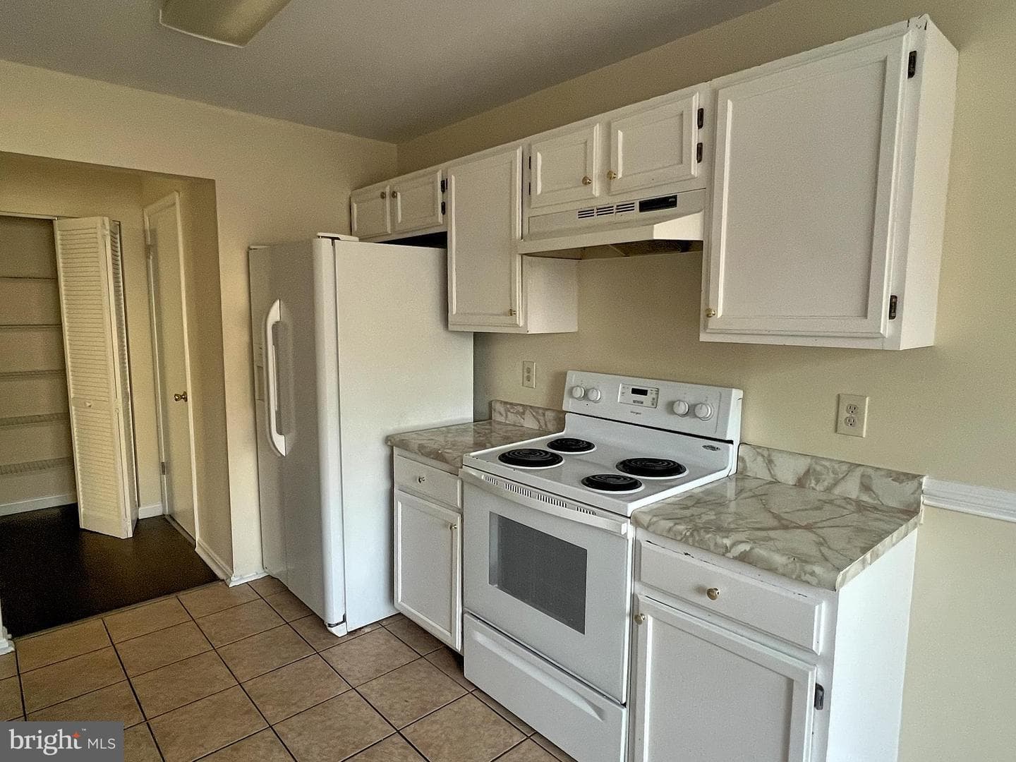 4100 Hunters Hill Circle #4100 photo 10