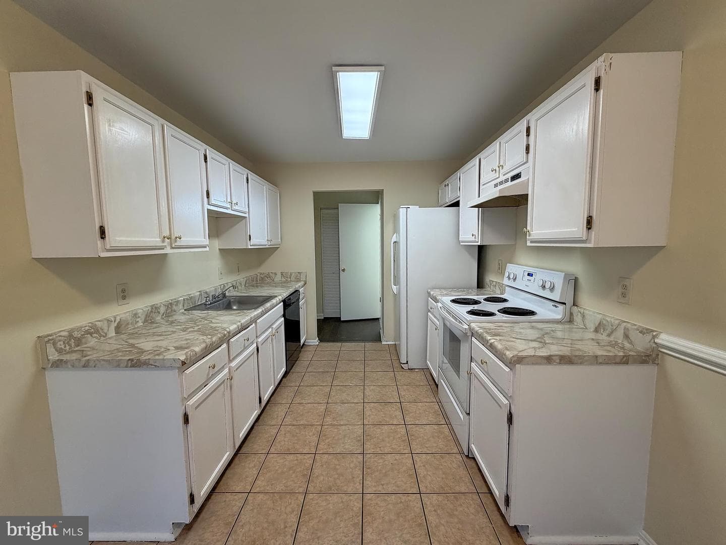 4100 Hunters Hill Circle #4100 photo 9
