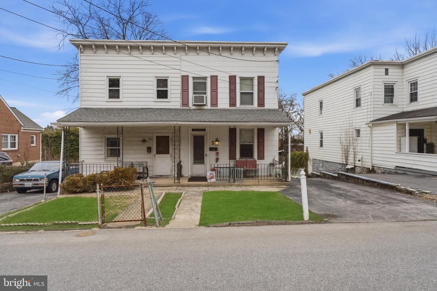 5 Wade Avenue