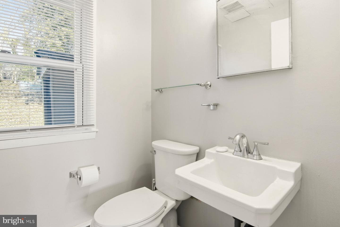 802 Shaw Court photo 25