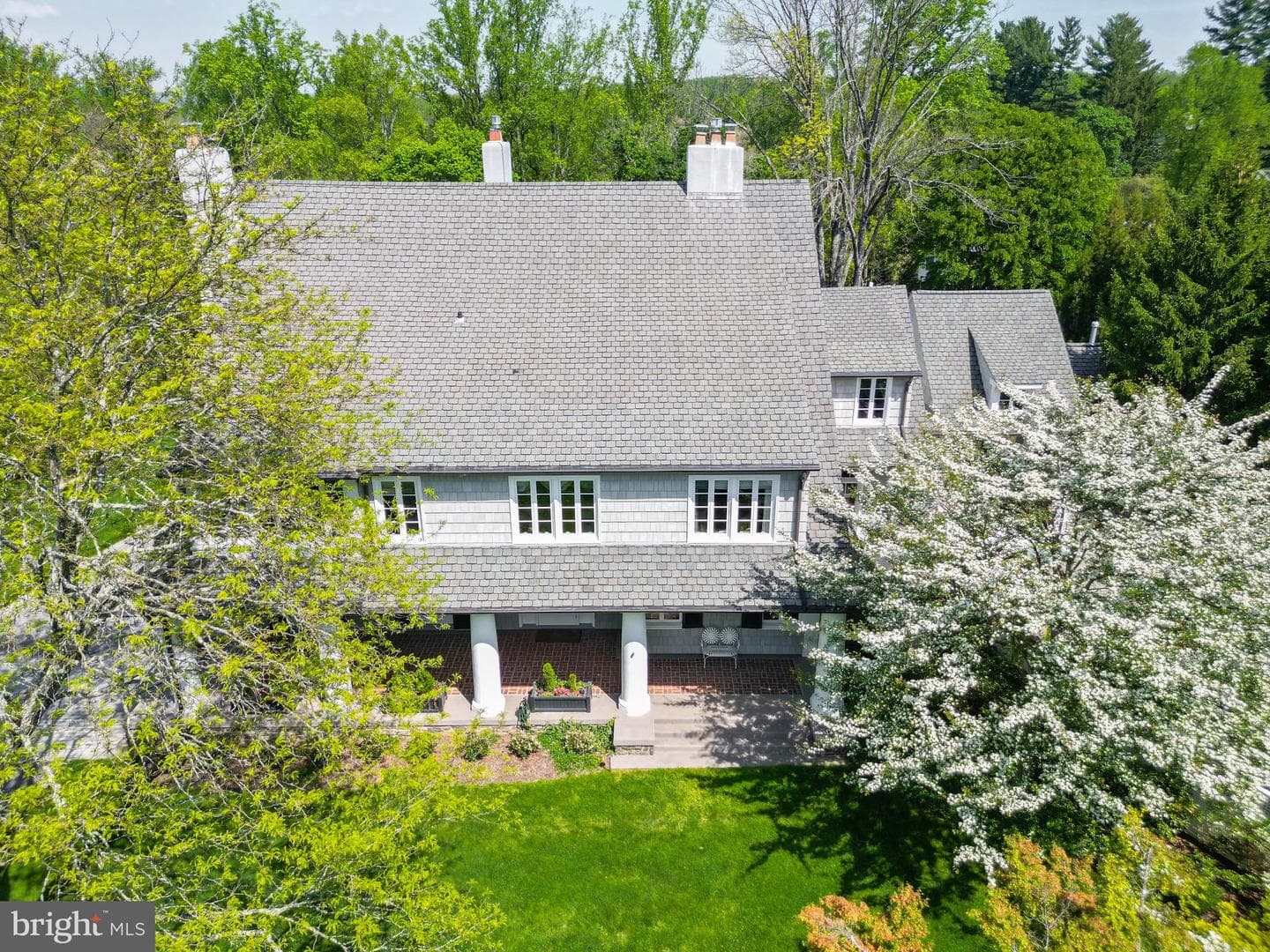 922 Rolandvue Road photo 95