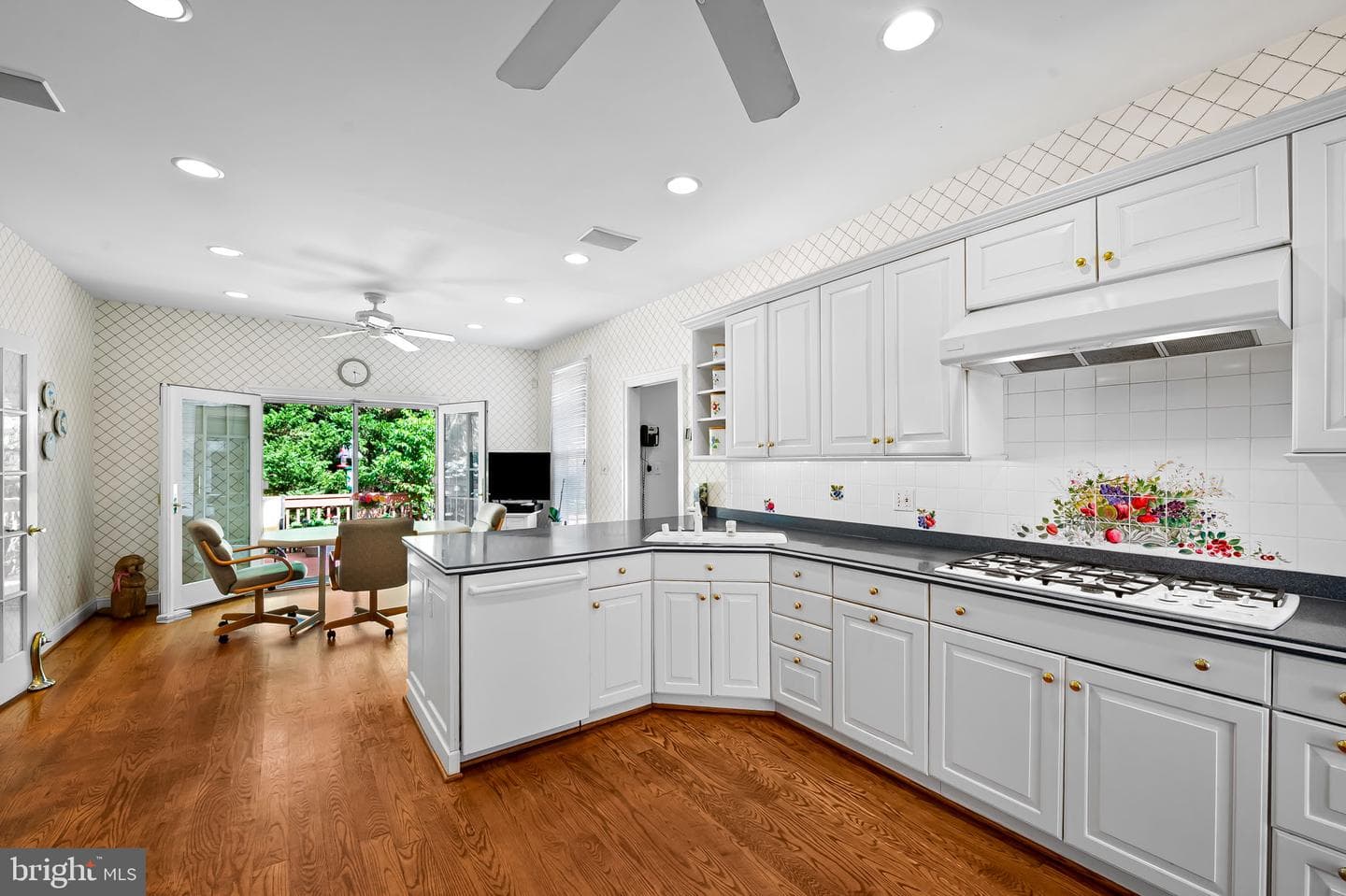 12 Dembeigh Hill Circle photo 15