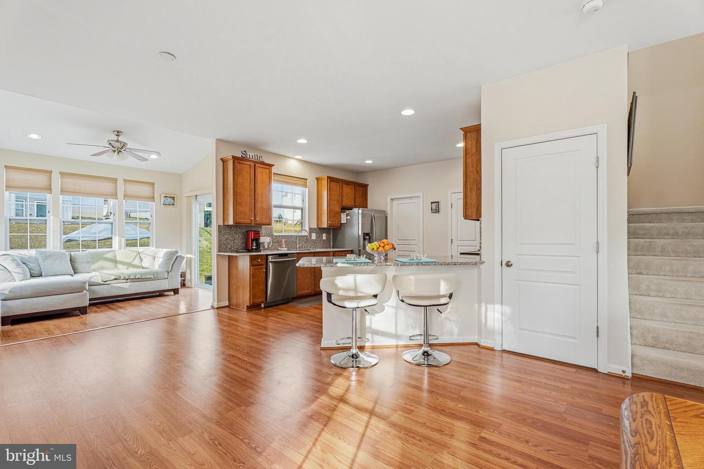 8876 Paddock Lane photo 7