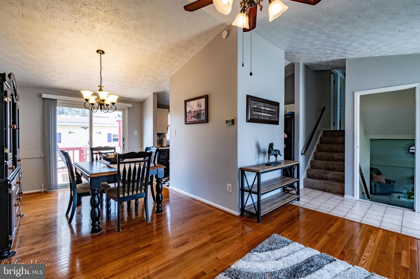 8802 Golden Tree Lane photo 4