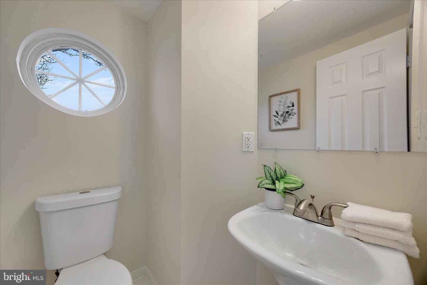 3986 Red Deer Circle photo 20
