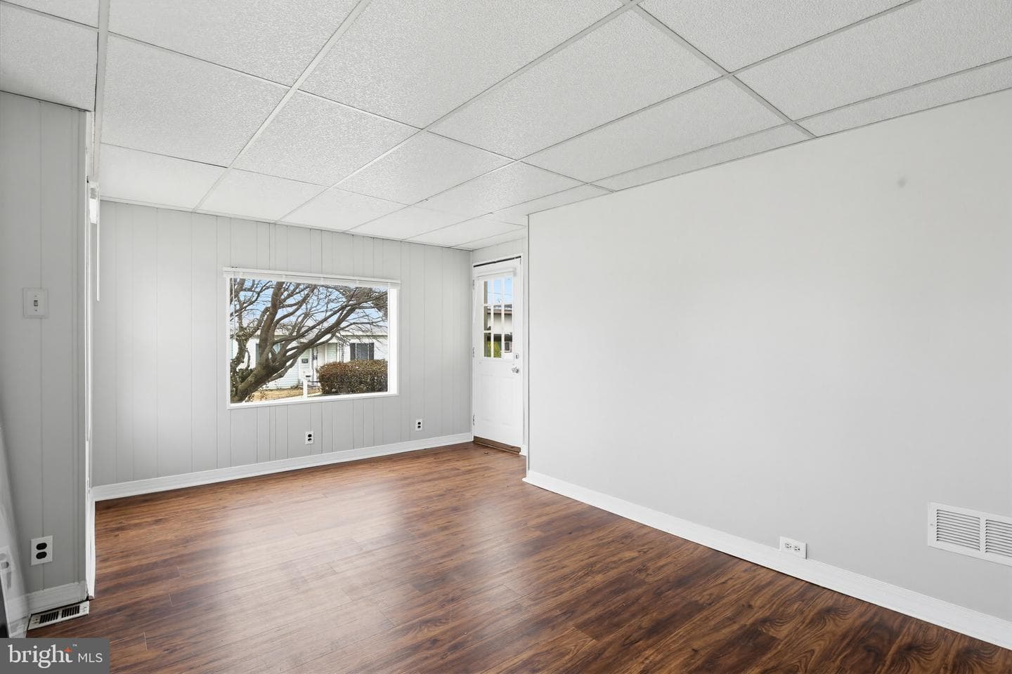 3021 Arizona Avenue photo 2