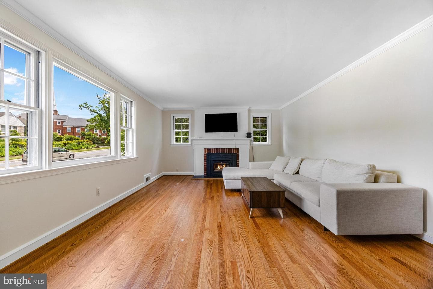 1417 Glendale Road photo 4
