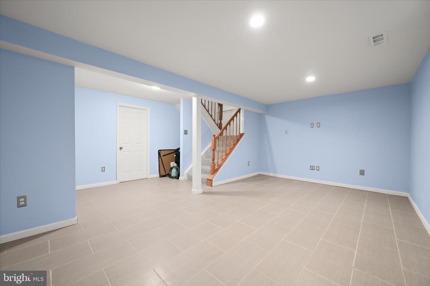 27 Alexander Court photo 34