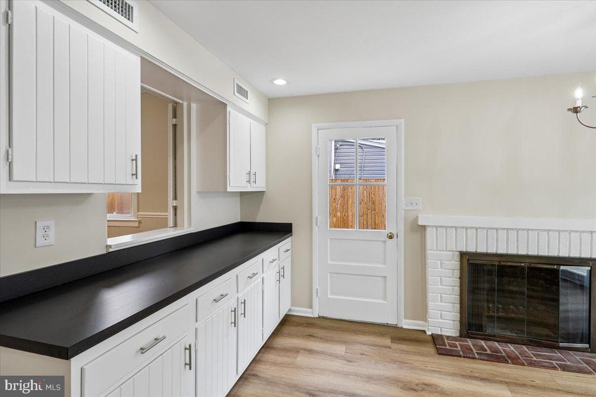 1603 Twin Maple photo 12