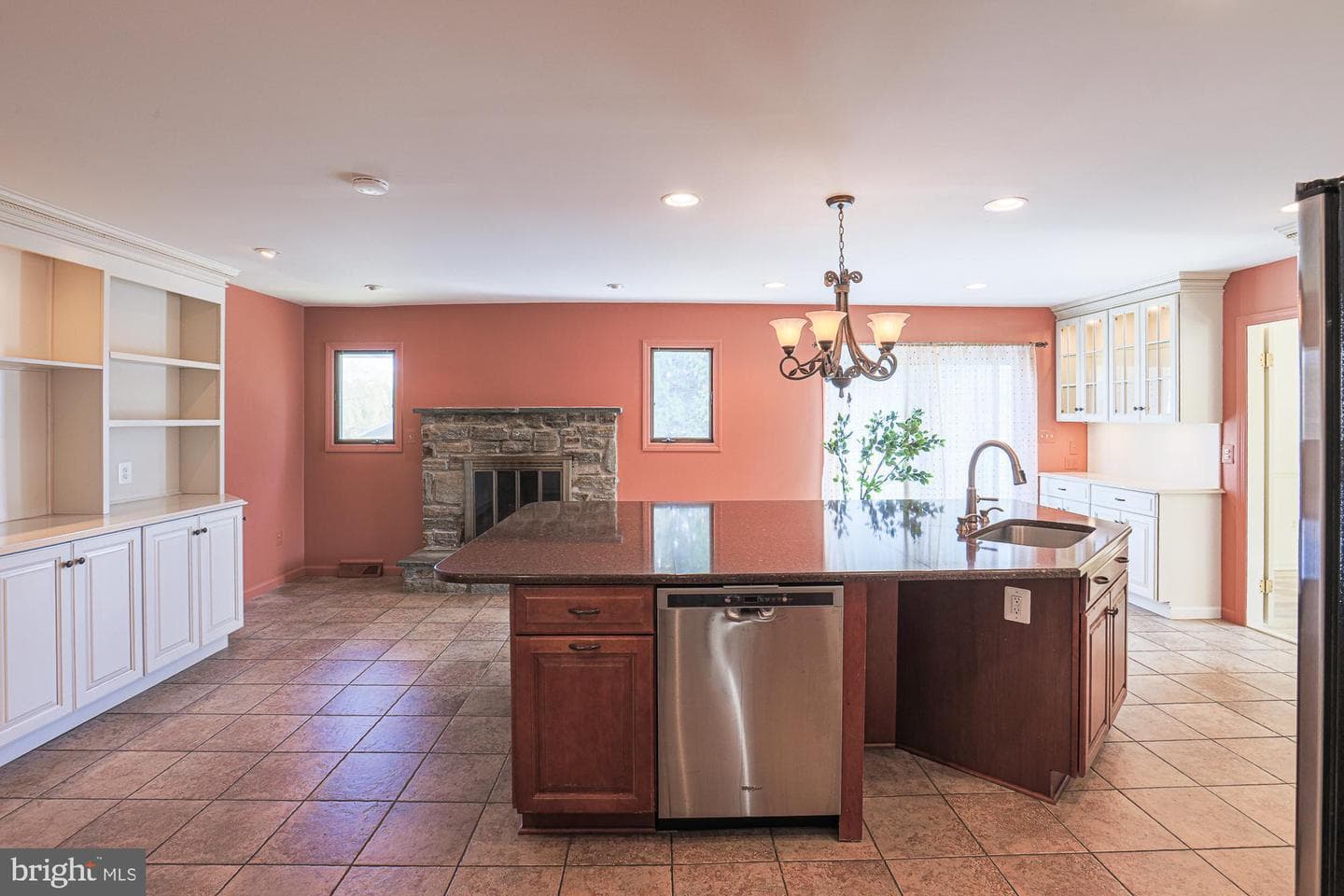 14005 Foxland Road photo 17