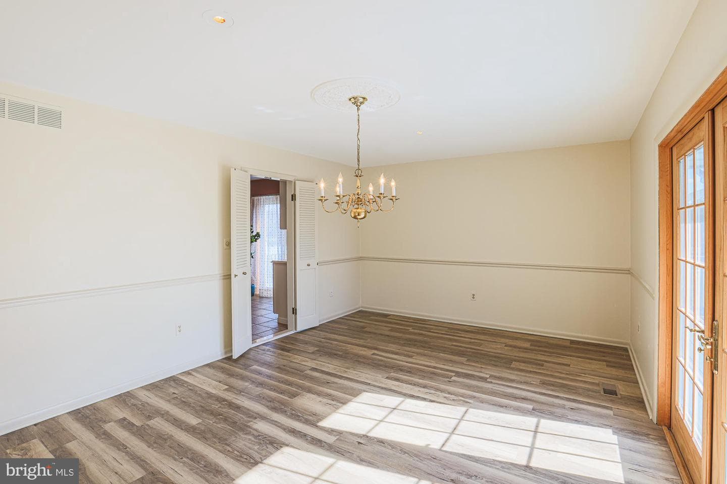 14005 Foxland Road photo 29