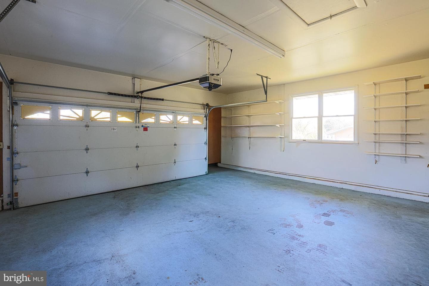14005 Foxland Road photo 35