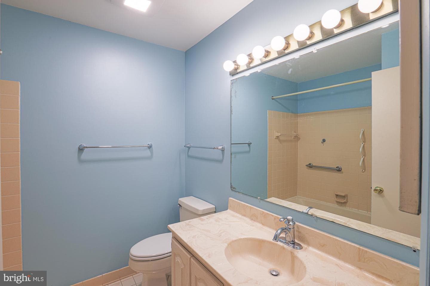14005 Foxland Road photo 47