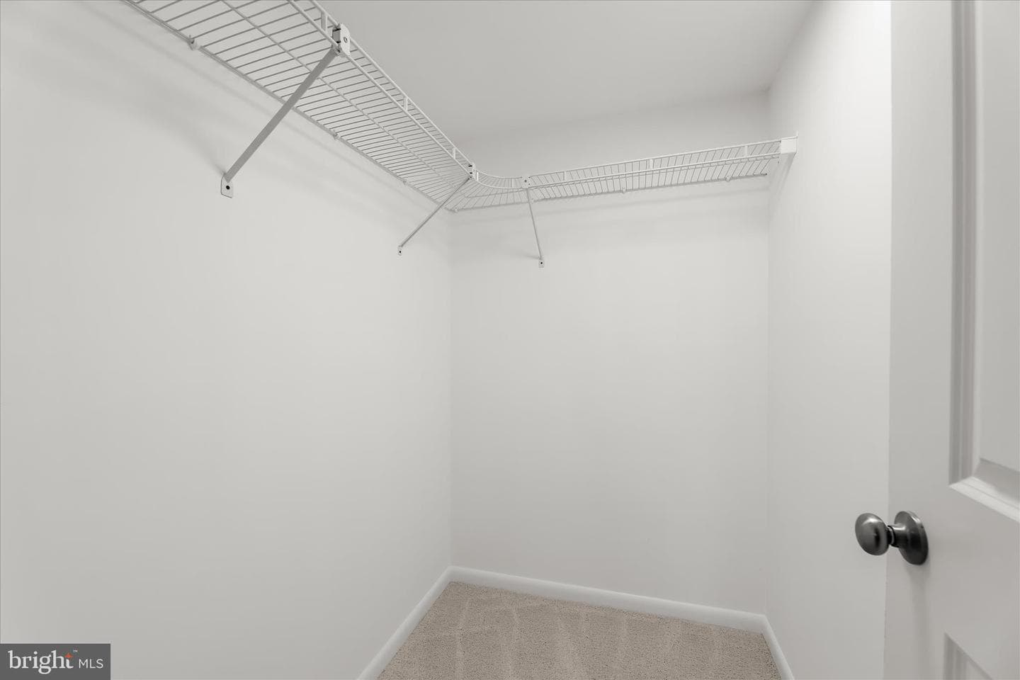 2 Elphin Court #302 photo 27
