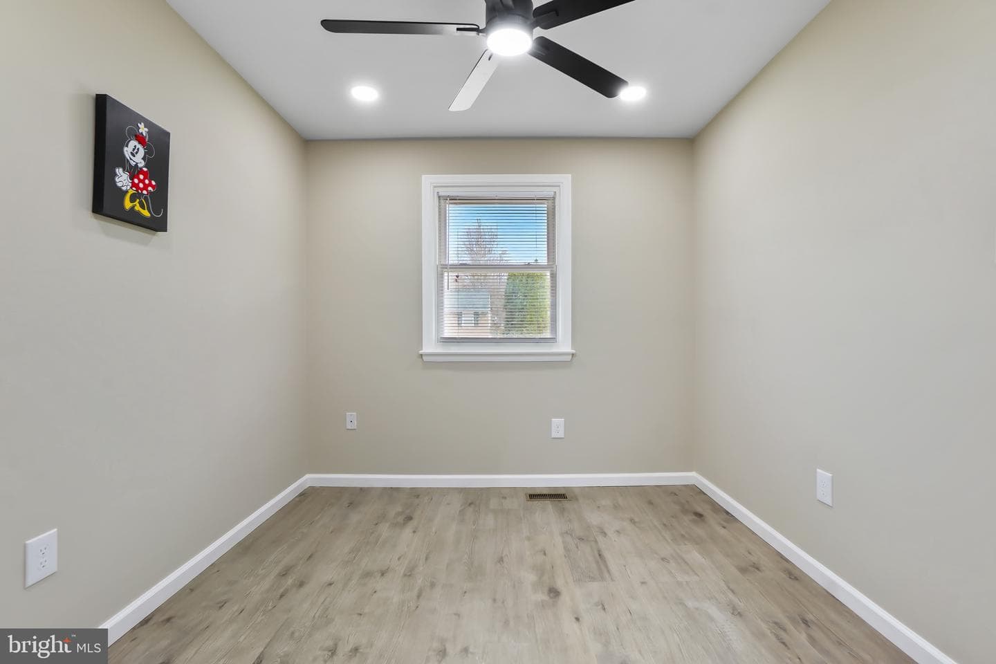 103 Strongwood Road photo 17