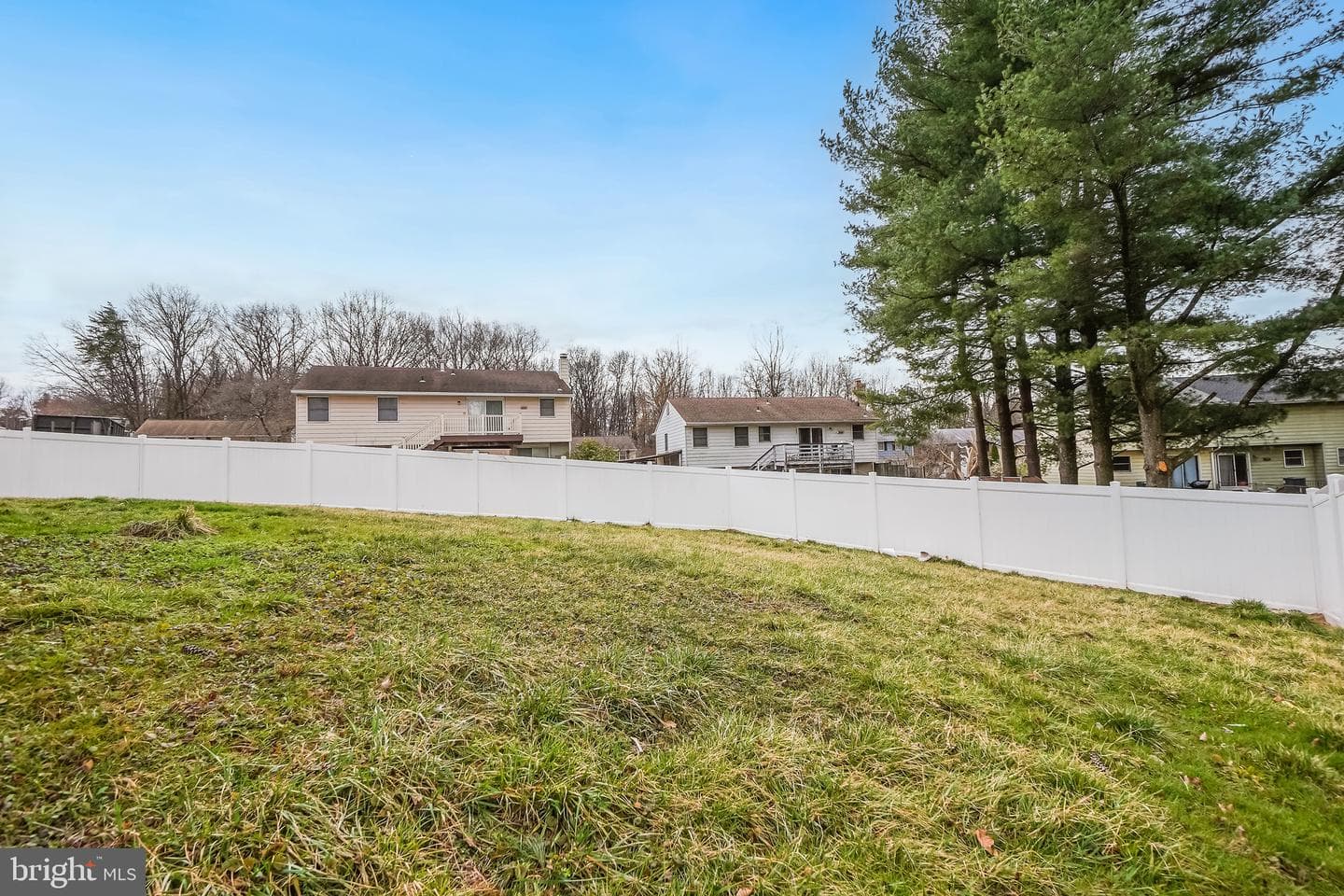 103 Strongwood Road photo 29