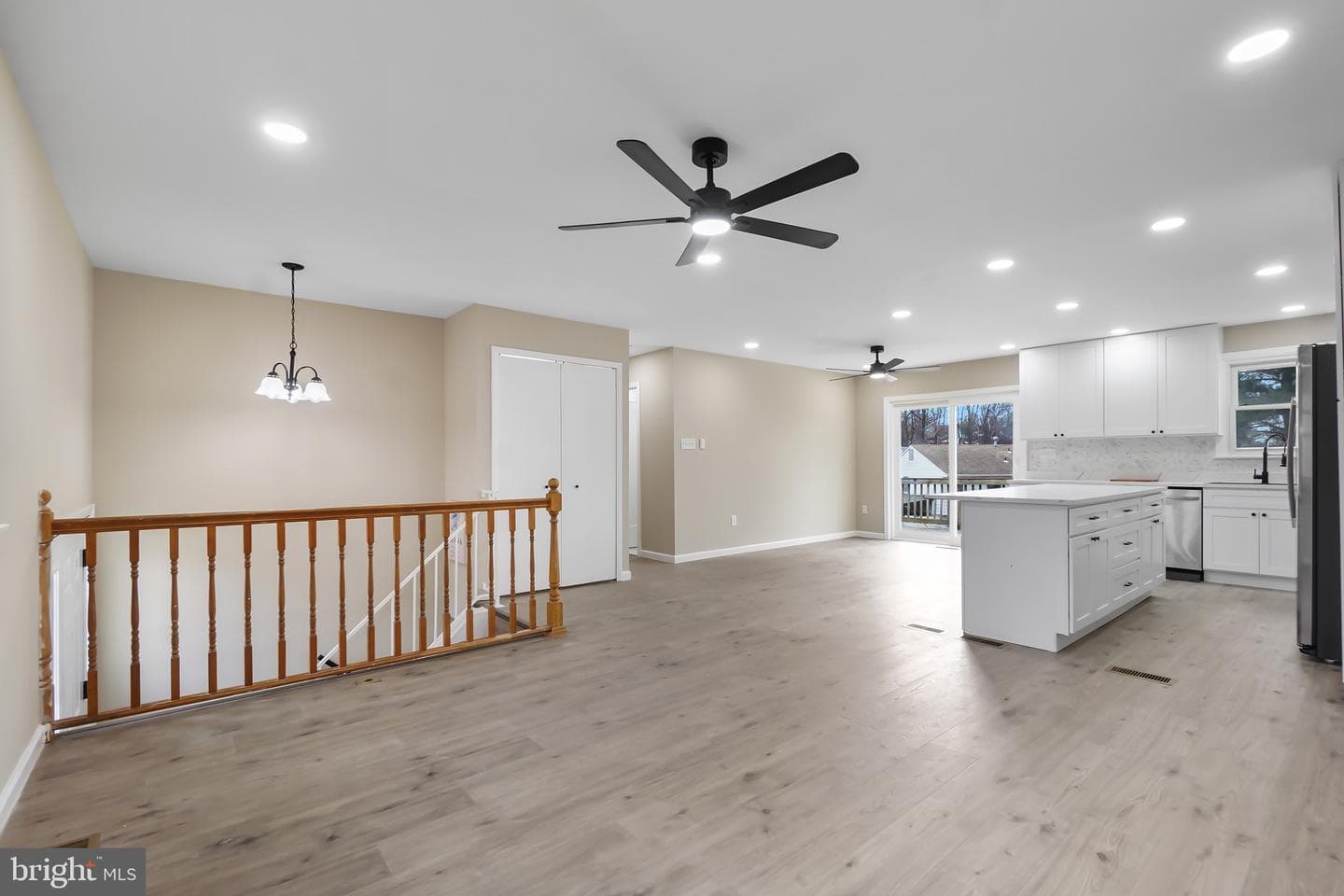 103 Strongwood Road photo 5