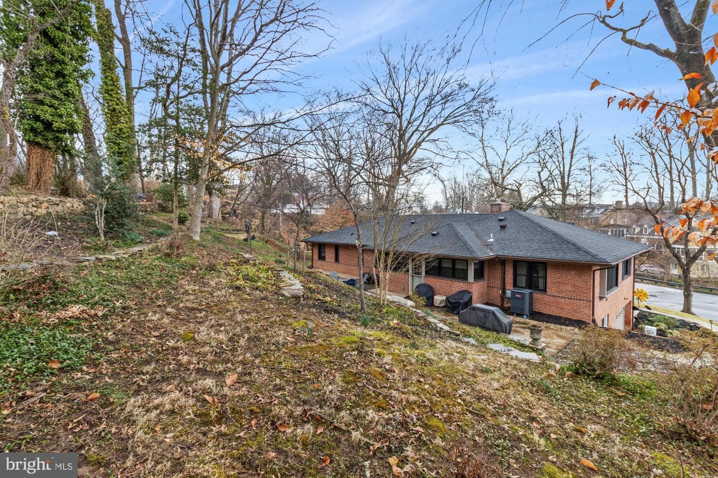 612 W Chesapeake Avenue photo 58