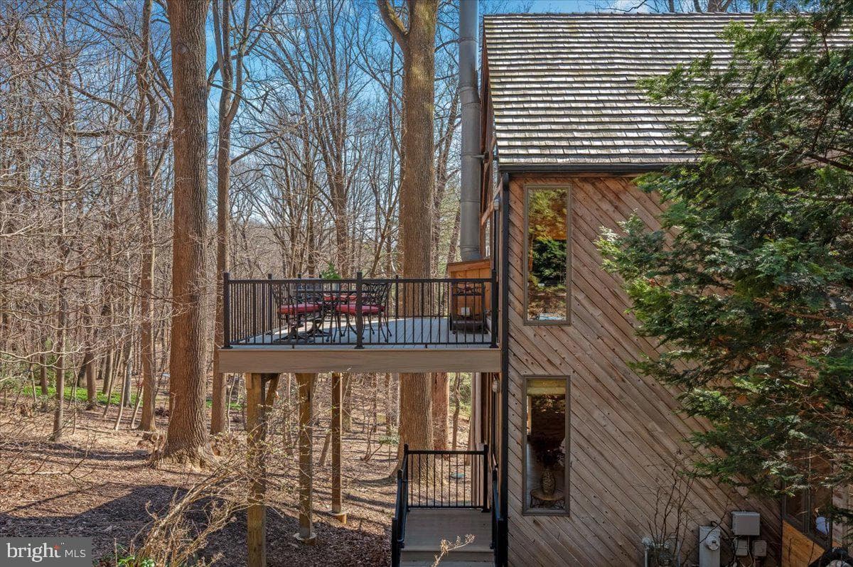 213 Sherwood Road photo 59