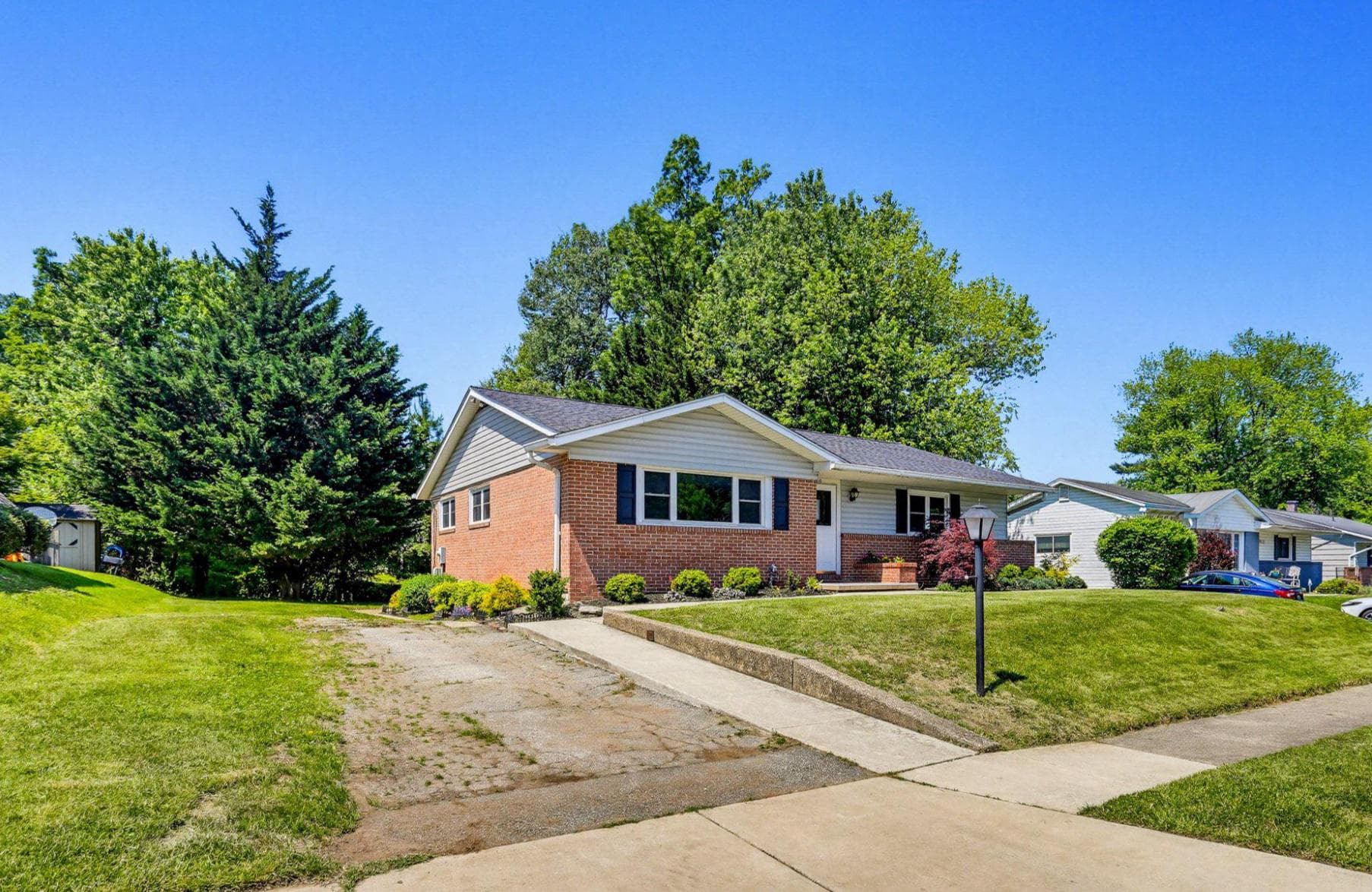 8145 Scotts Level Road photo 2