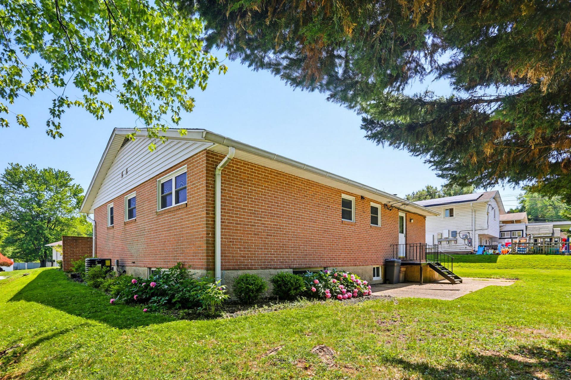 8145 Scotts Level Road photo 44
